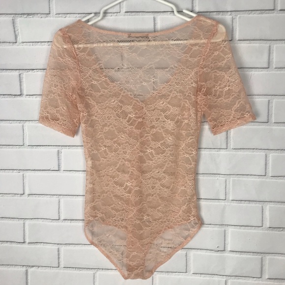 Zara Lace Bodysuit - Picture 2 of 4